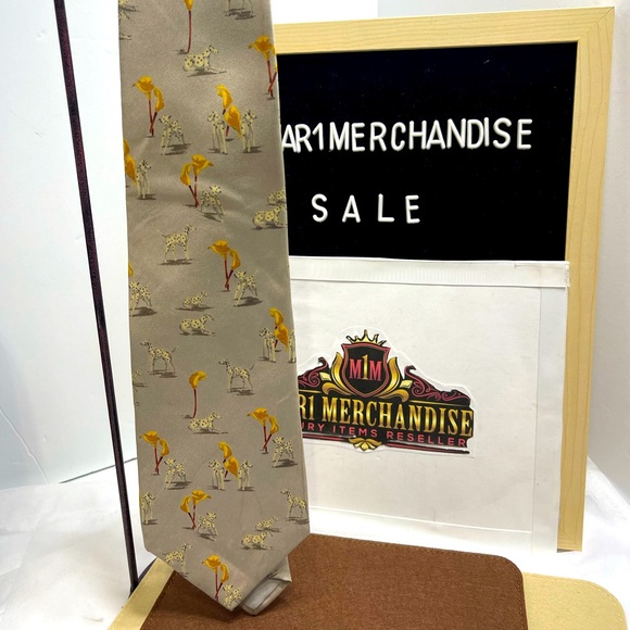 Christian Dior Silk Necktie , tan color. - Picture 1 of 7